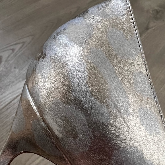 Manolo Blahnik metallic leopard d’orsay pump - Picture 7 of 10
